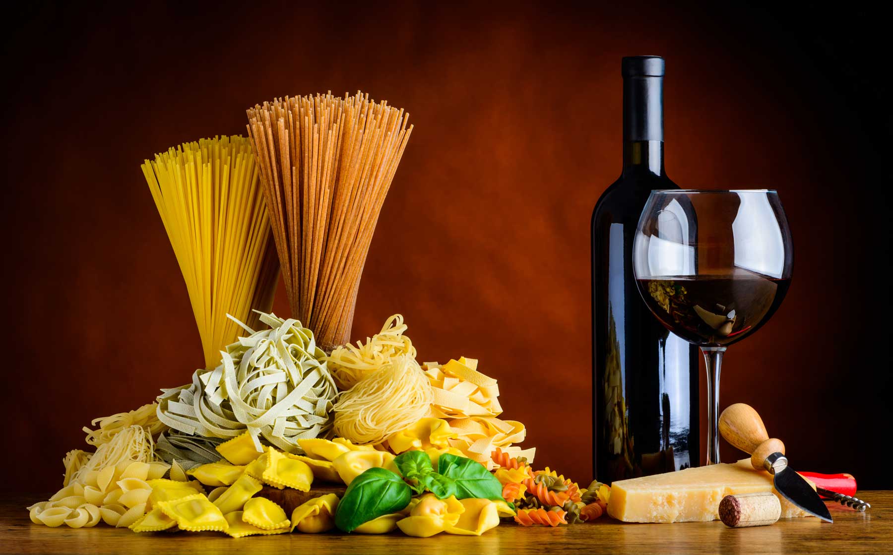 What Wine to Serve With Pasta — A Practical Guide for Every Sauce